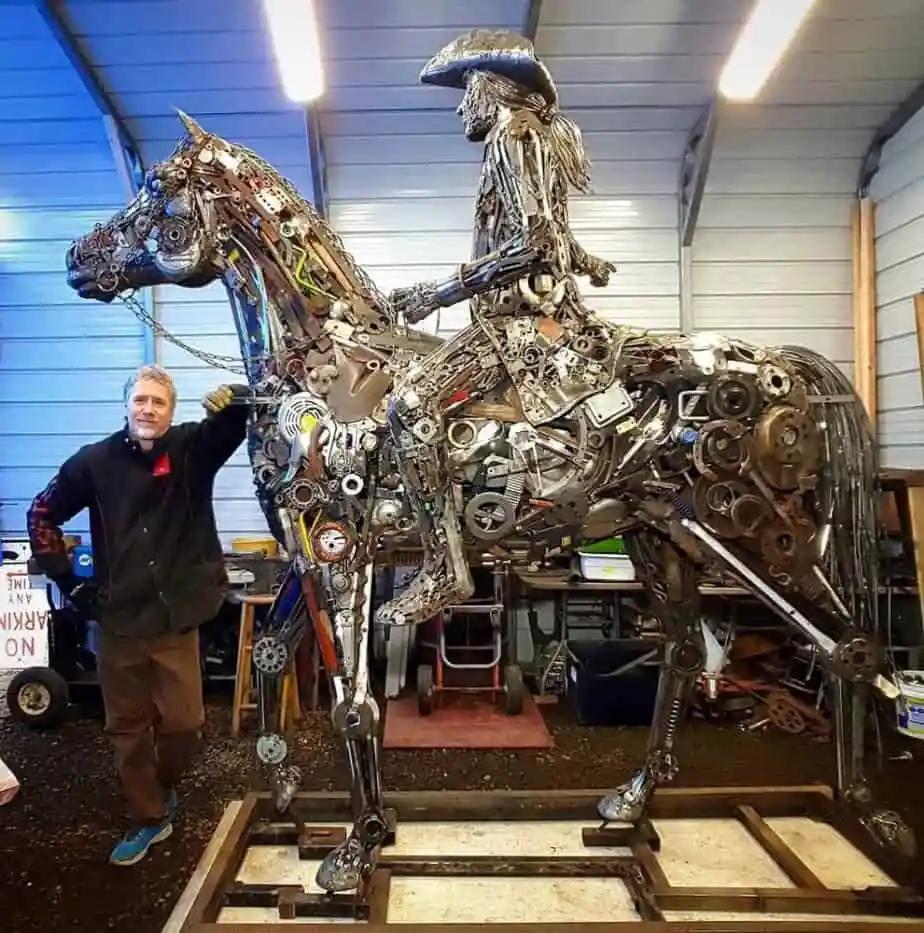 Фантастические скульптуры: новая жизнь металлолома