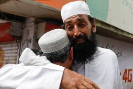 Давки на пунктах раздачи муки в Пакистане: не менее 16 погибших