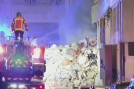 Взрыв разрушил два здания в Марселе, есть жертвы