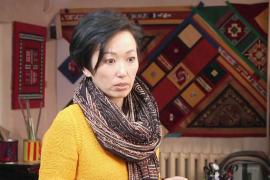 Кыргызский дизайнер создаёт красивые изделия из швейных отходов и спасает природу