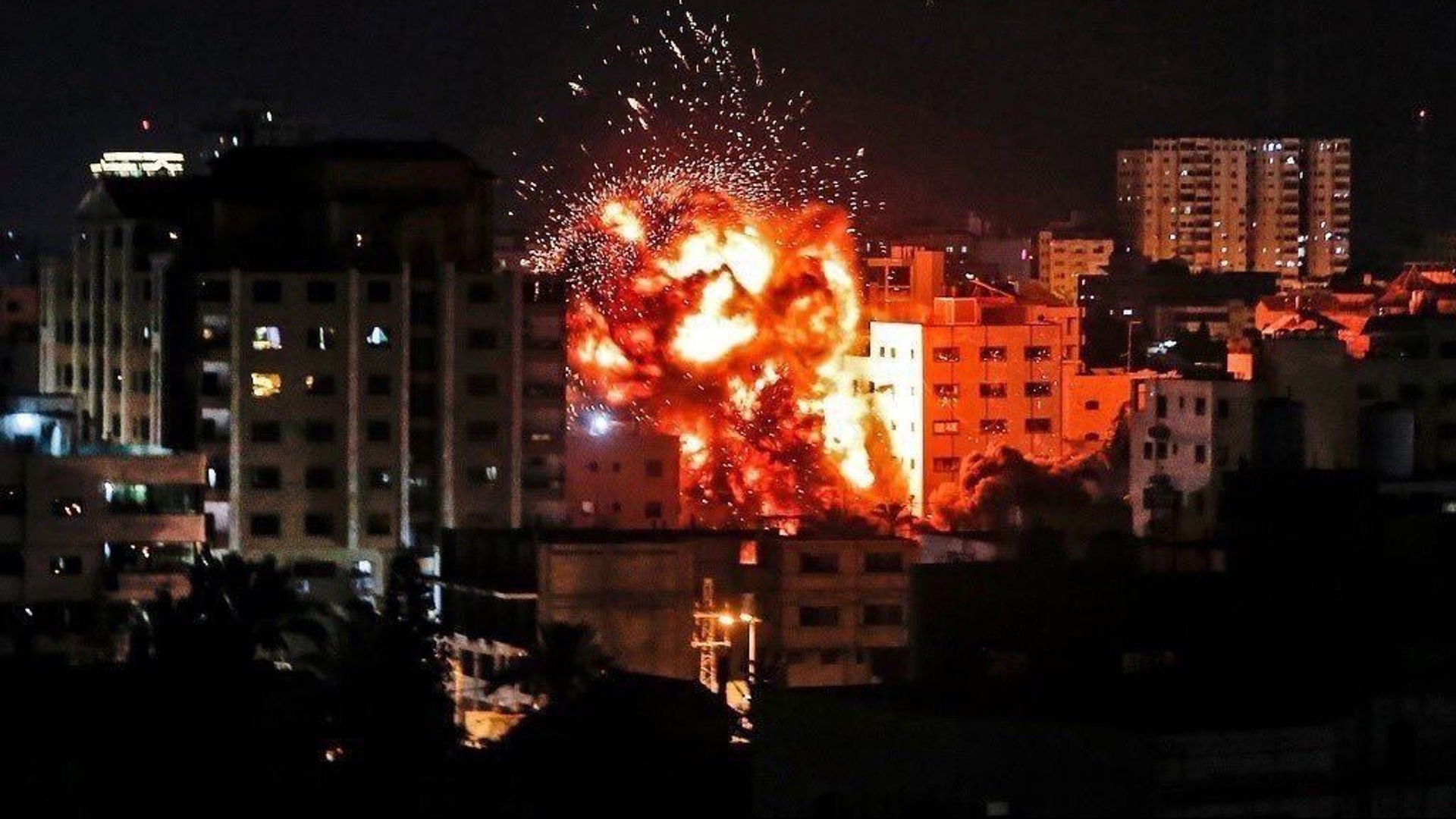 Израиль нанёс авиаудары по объектам группировки «ХАМАС» в секторе Газа после ракетных обстрелов