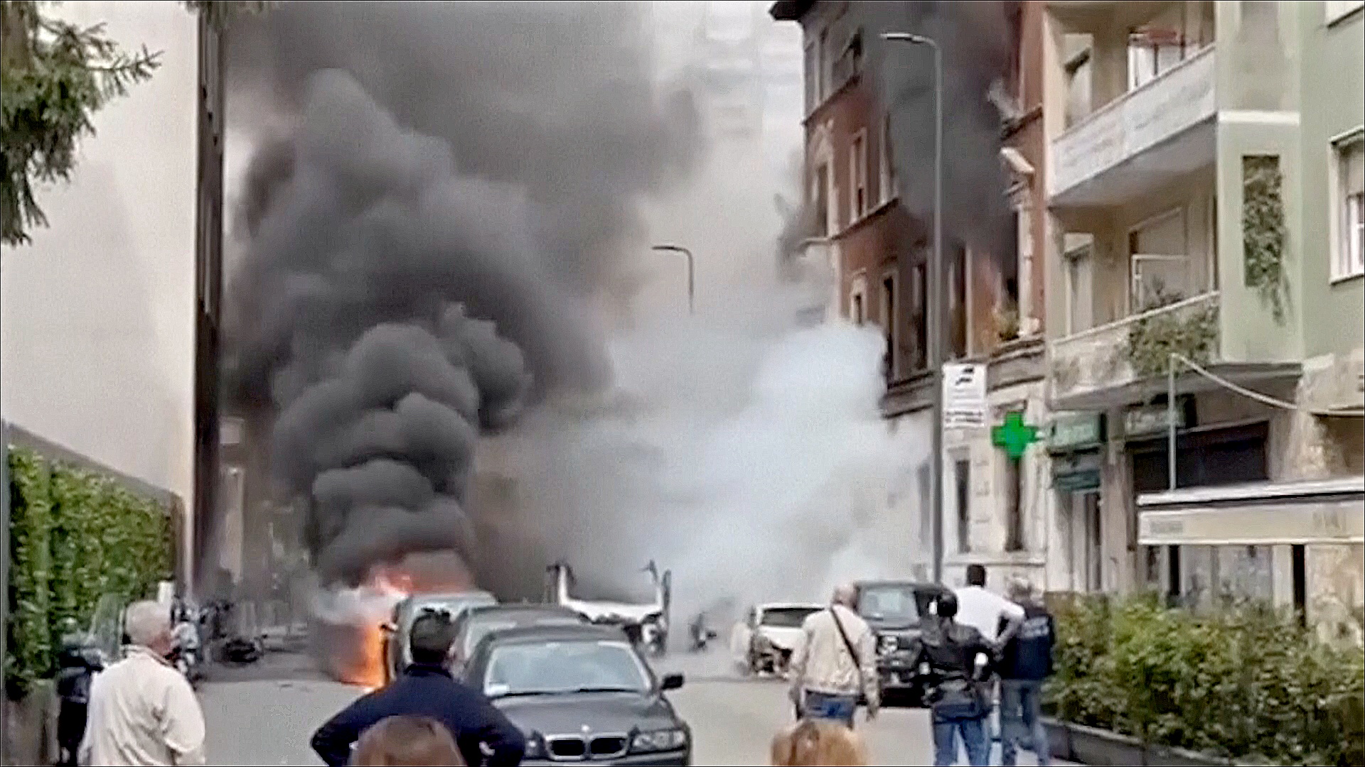 В Милане взорвался фургон, перевозивший баллоны с кислородом