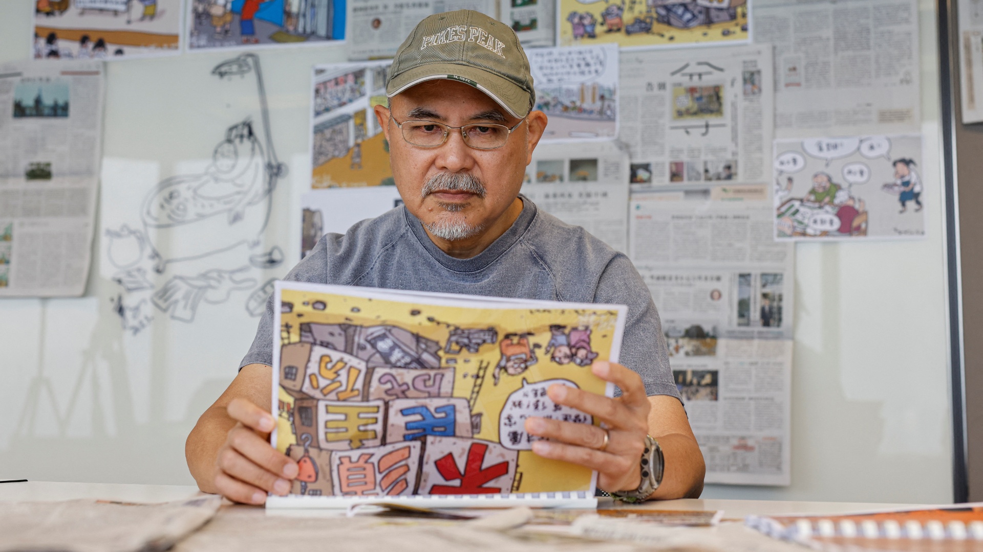 Гонконг лишился последнего известного карикатуриста