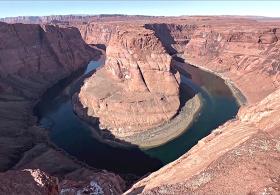 Семь штатов США договорились брать меньше воды из мелеющей реки Колорадо