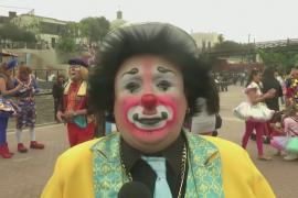 День клоуна: столица Перу превратилась в цирк