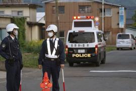 Сын городского чиновника в Японии убил четверых человек с ножом и ружьём
