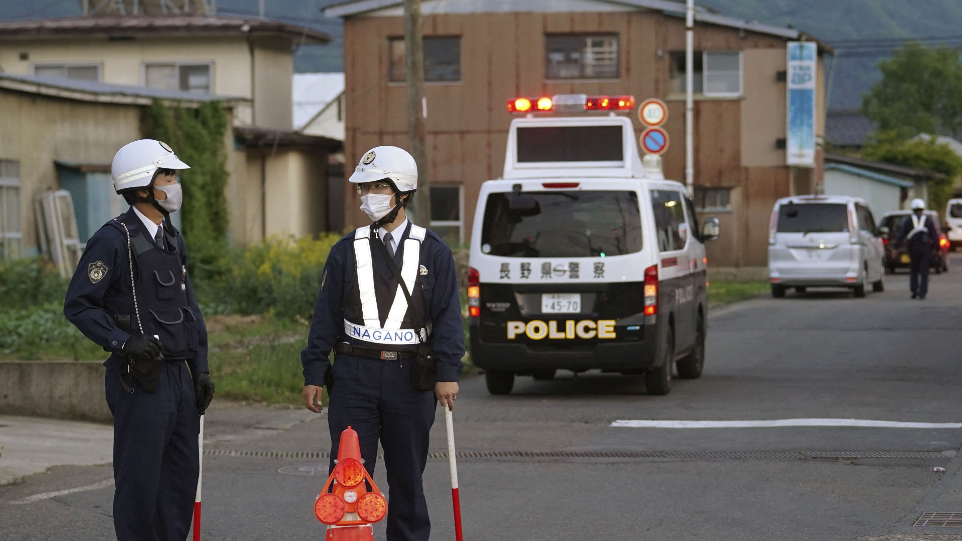 Сын городского чиновника в Японии убил четверых человек с ножом и ружьём