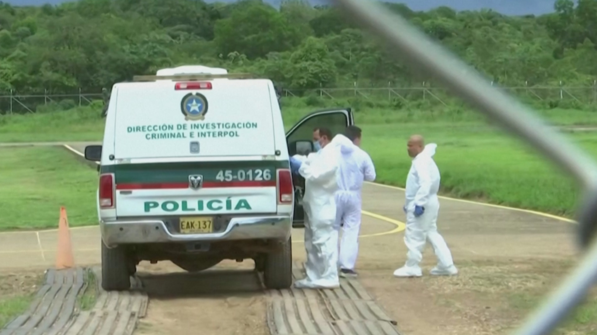 Авиакатастрофа в Колумбии: найдены тела трёх человек, четверых выживших детей ищут