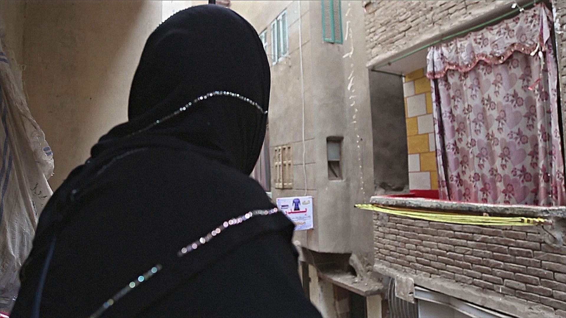 Женщины Египта попадают в тюрьмы за долги, а потом с трудом возвращаются к нормальной жизни