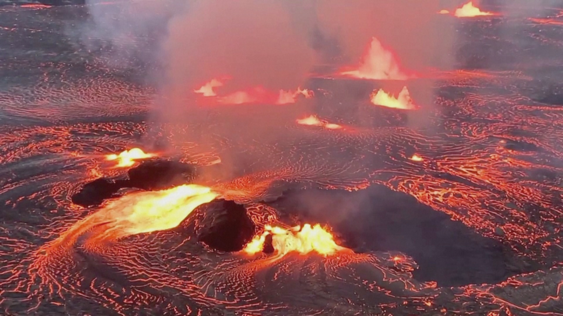 На Гавайях снова извергается вулкан Килауэа