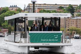 Первый в мире: беспилотный пассажирский паром спустили на воду в Стокгольме