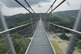 Самый длинный подвесной мост в Германии открылся в земле Гессен