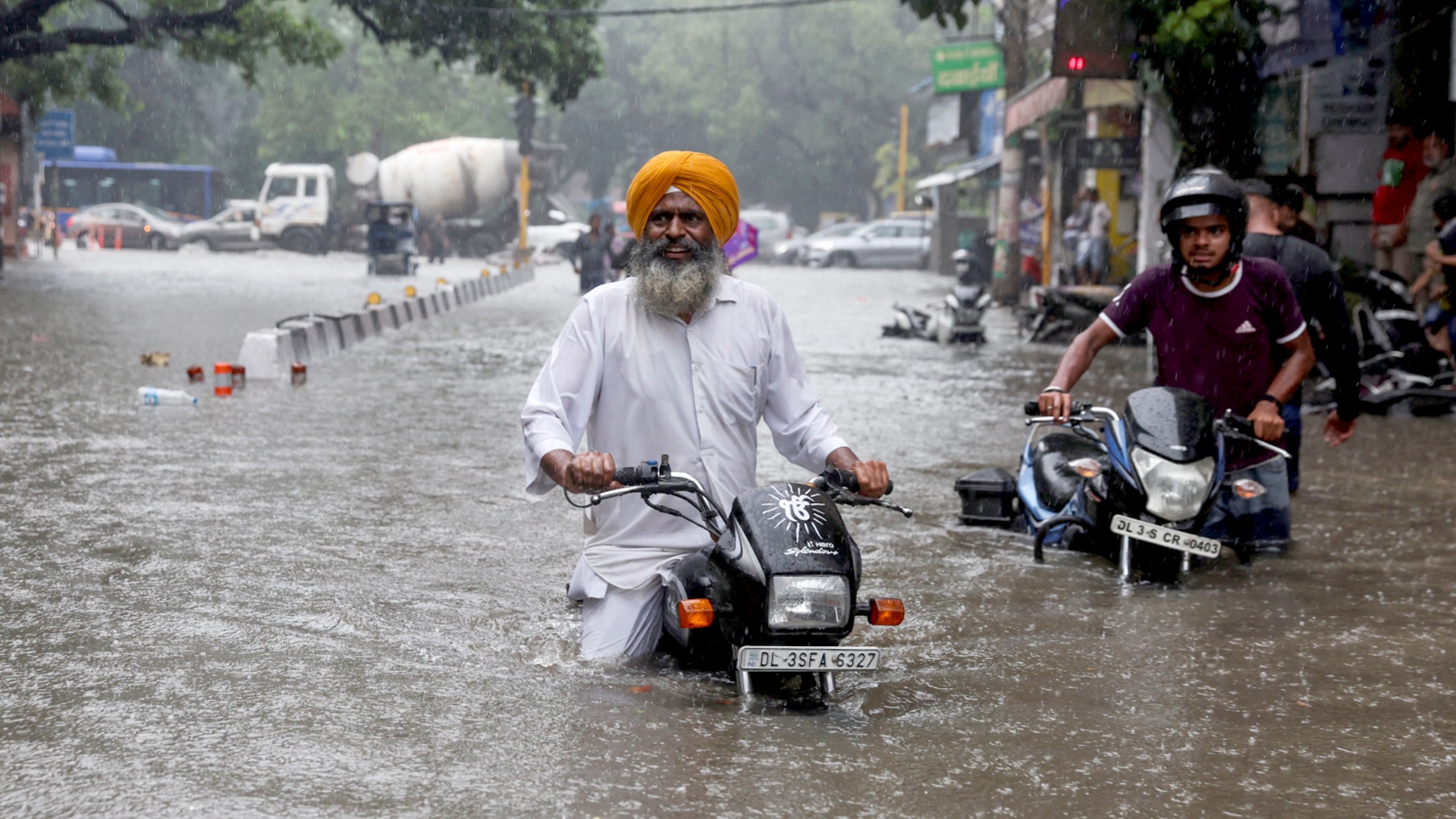 Сезон муссонов: север Индии затопило ливнями