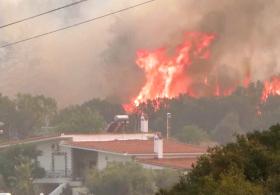 Лесные пожары в Греции могут усилиться из-за повышения температуры до +45°С