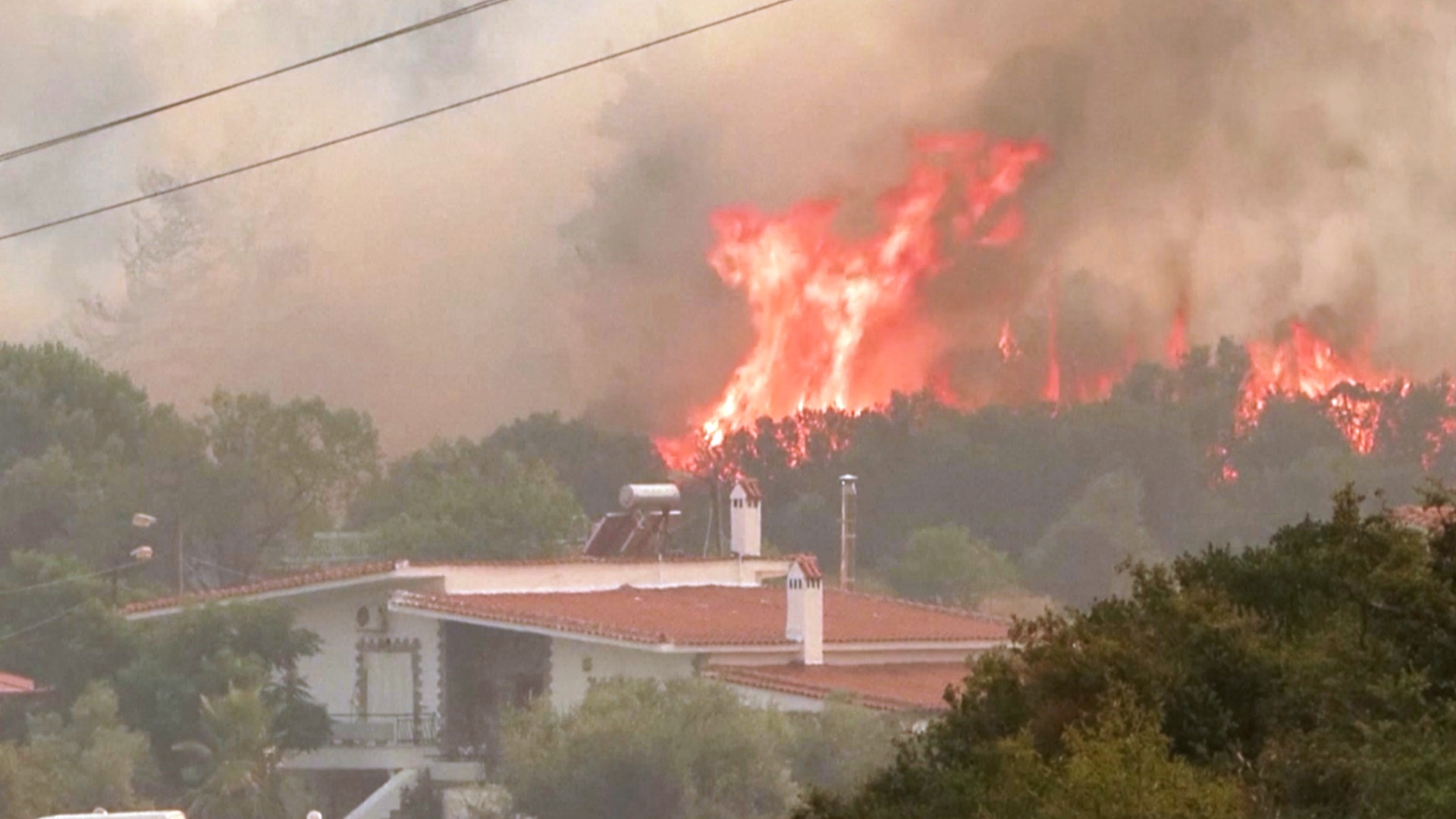 Лесные пожары в Греции могут усилиться из-за повышения температуры до +45°С