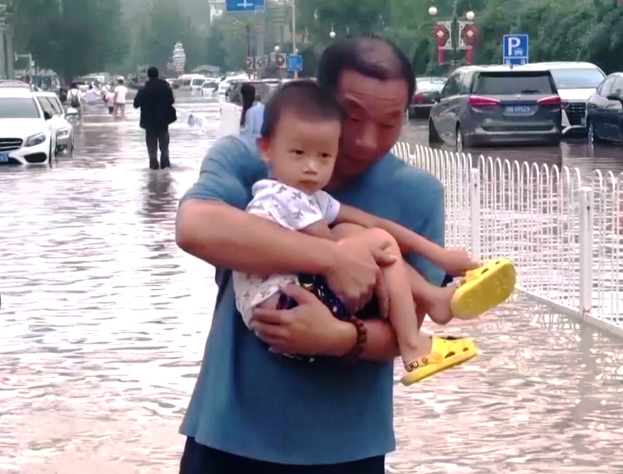 Пекин частично затопило после рекордных ливней