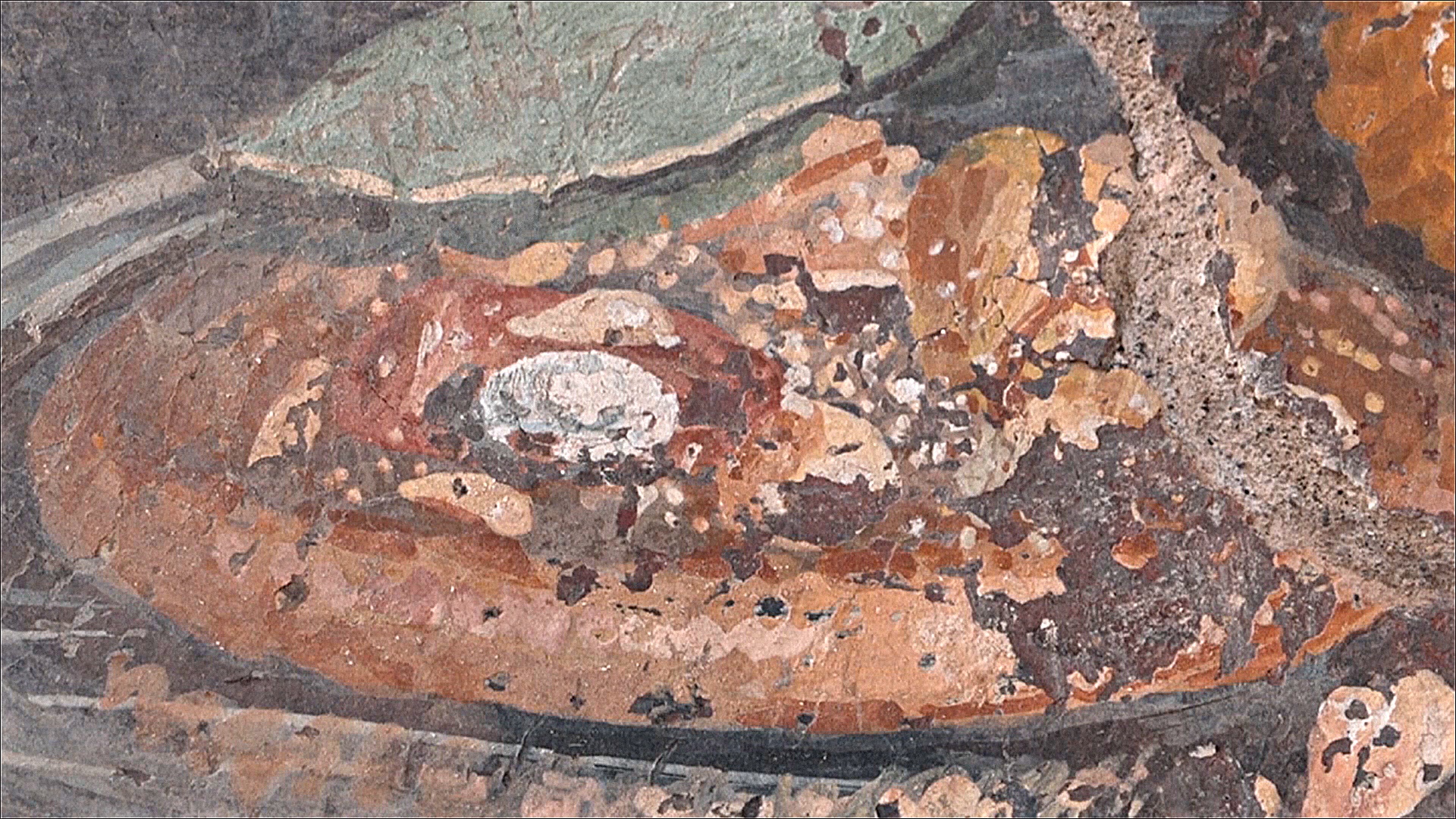 Новая находка в Помпеях: фреска с подобием пиццы и обгоревшая кровать