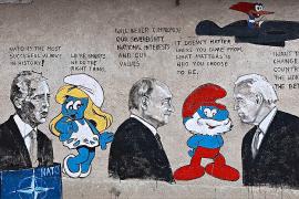 Граффити на стенах прославили небольшую деревню в Болгарии