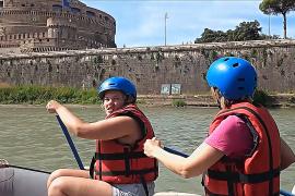 Из мотоцикла и с лодки: туристам предлагают взглянуть на Рим по-новому