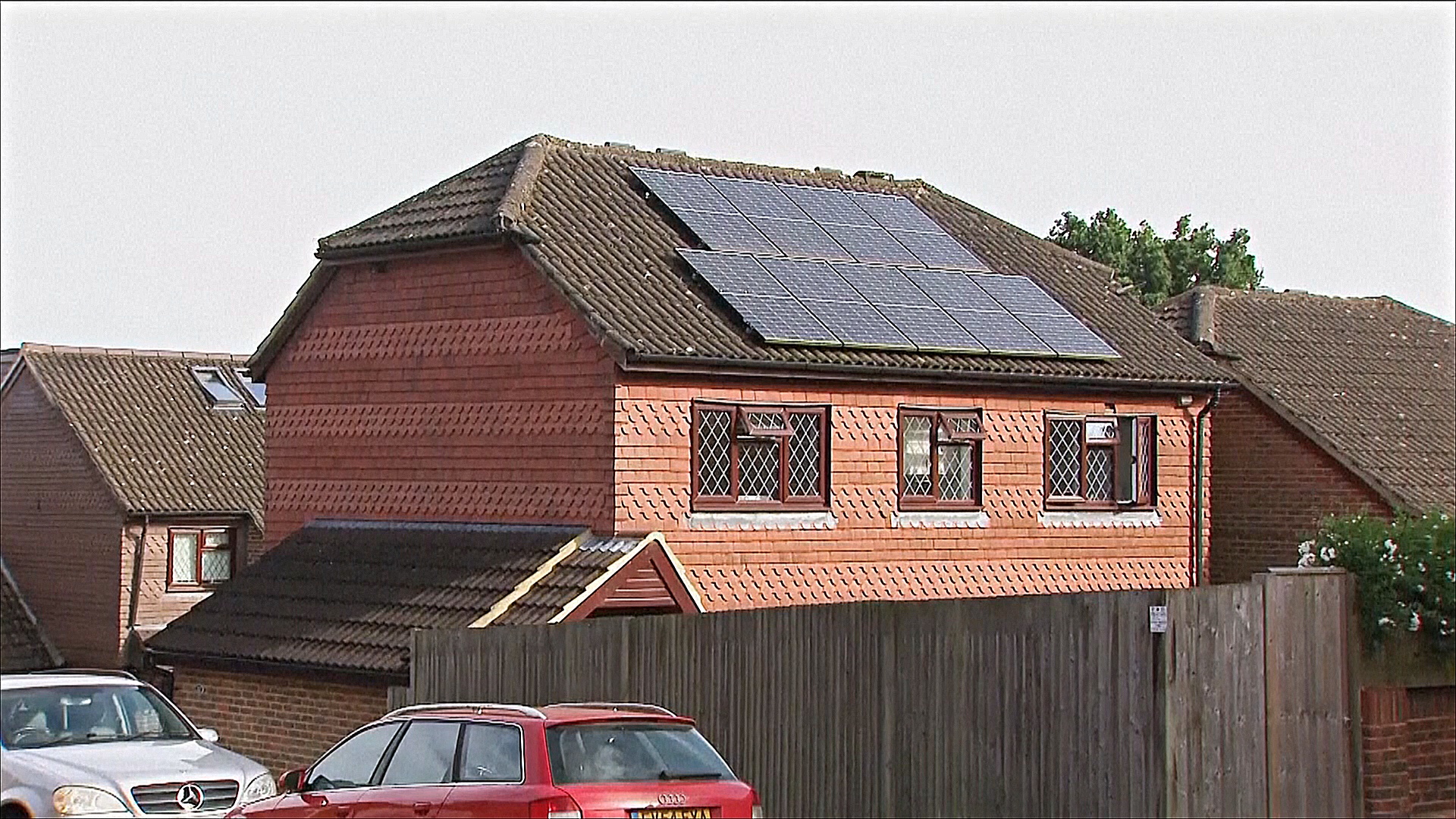 В Великобритании бьют рекорды по установке солнечных панелей и тепловых насосов