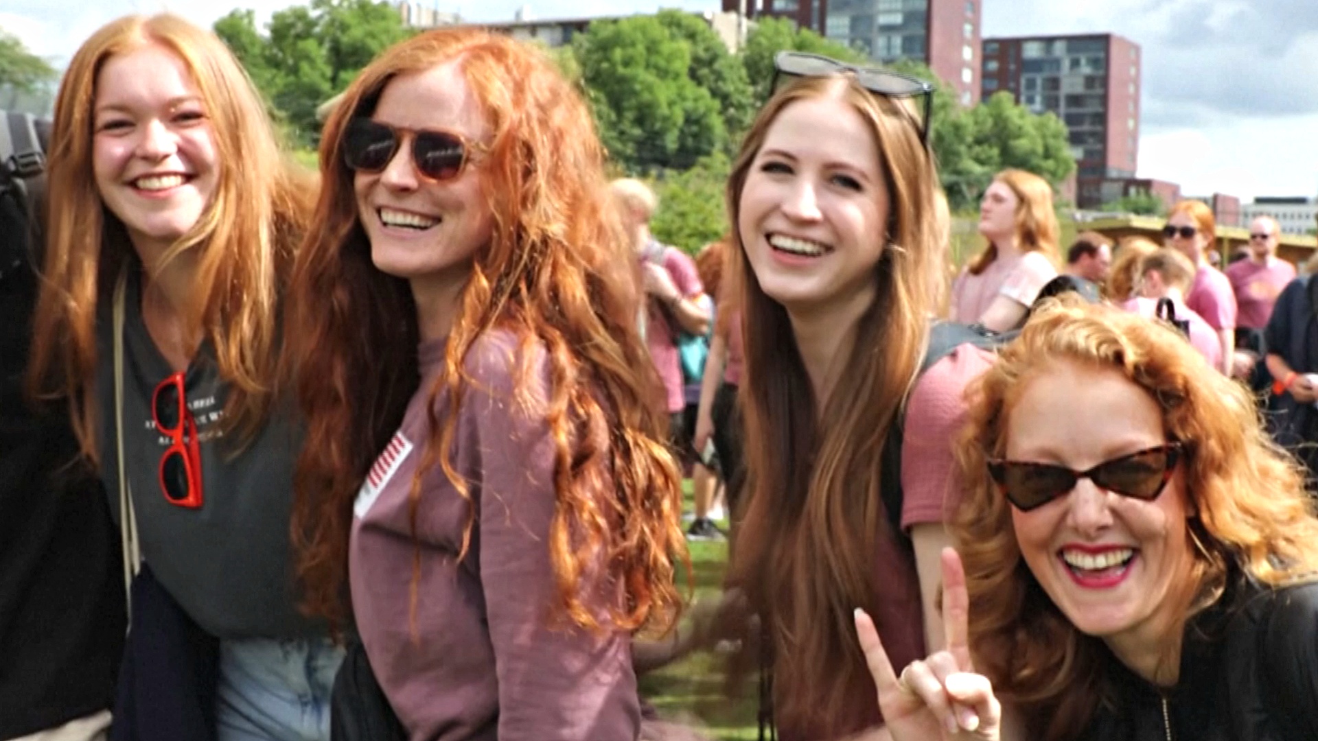 5000 рыжеволосых приехали на фестиваль в Тилбург в Нидерланды