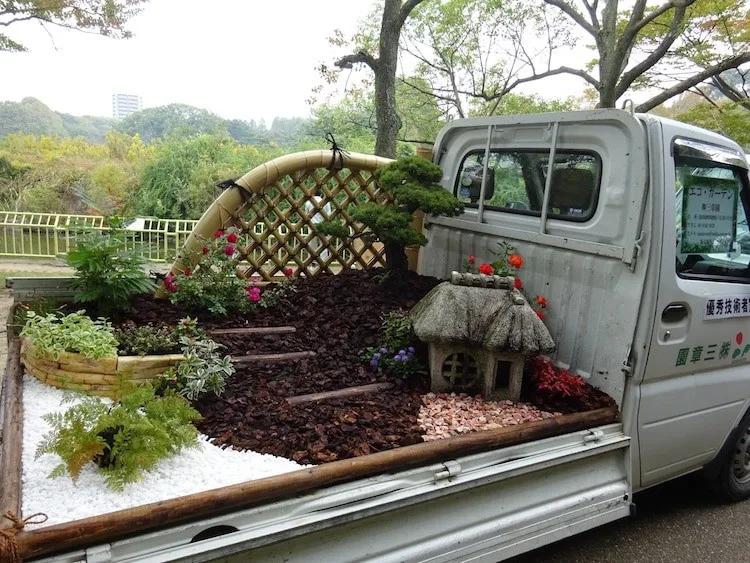 Япония: мини-сады в грузовике. Фото