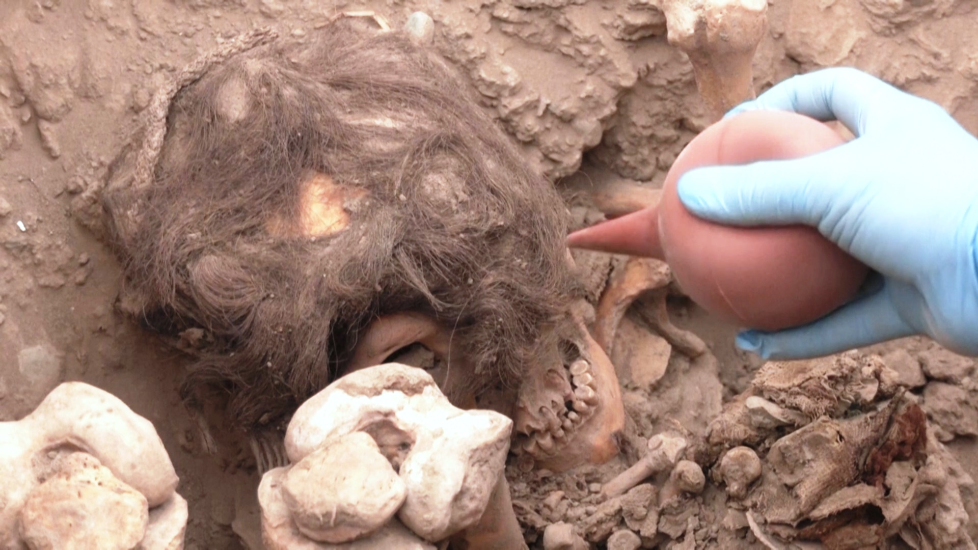 В Перу нашли 1000-летнюю мумию