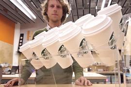 Starbucks хочет к 2030 году отказаться от одноразовых стаканов