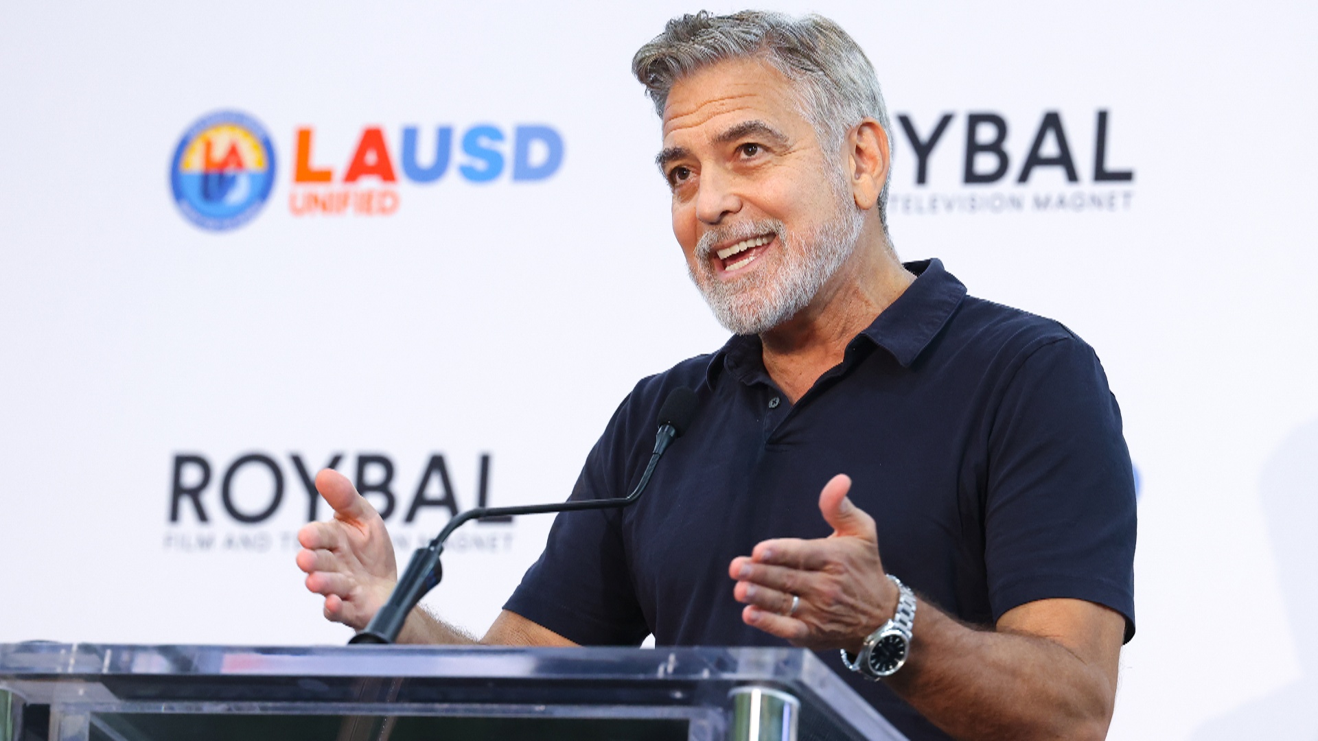 Голливудские актёры во главе с Клуни предложили $150 млн для завершения забастовки
