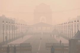 В столице Индии задыхаются от смога и ждут ещё большего загрязнения