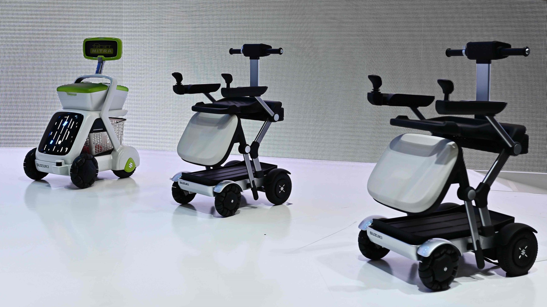 Авто и средства индивидуальной мобильности показали на выставке в Токио