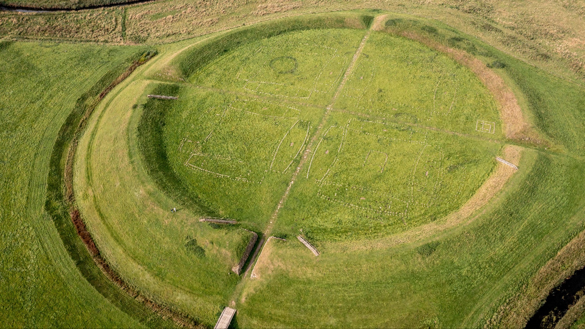 Чем уникальны круговые замки викингов