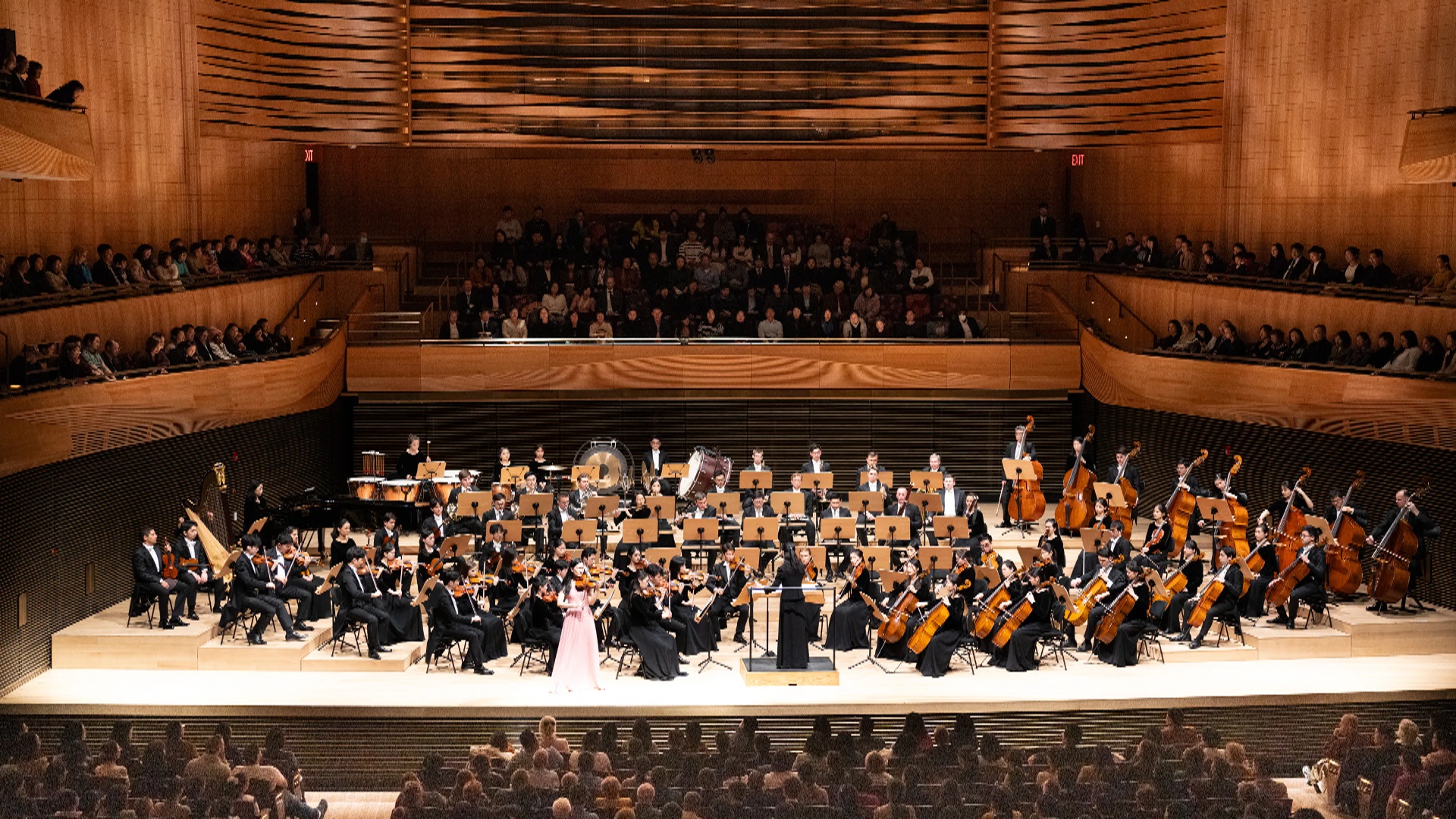 Зрители – о выступлении симфонического оркестра Shen Yun в Линкольн-центре