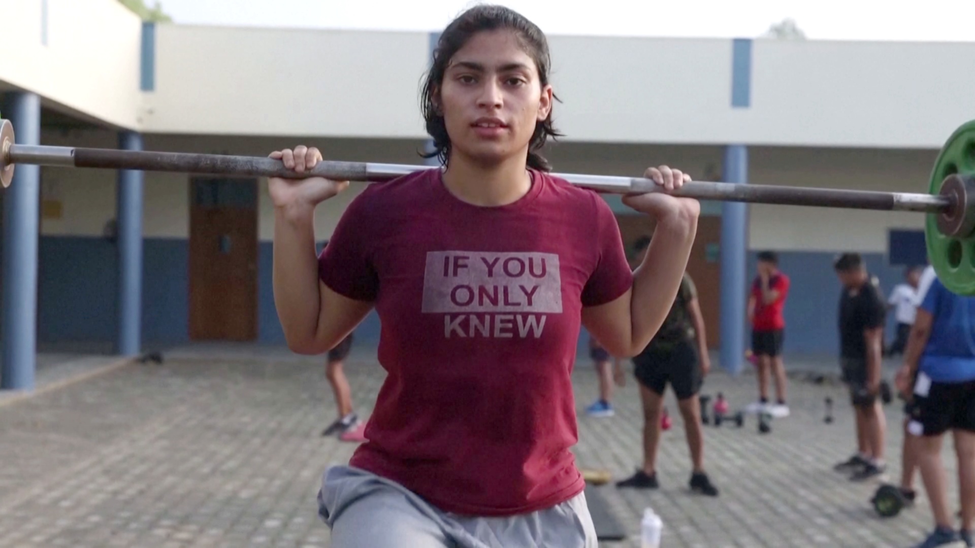 Индийская школа борьбы открывает девушкам дорогу в спорт и жизнь