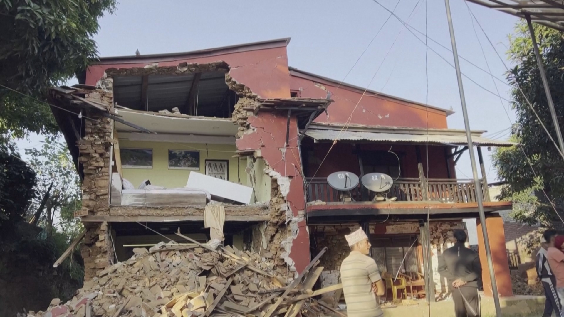 Непал приходит в себя после разрушительного землетрясения