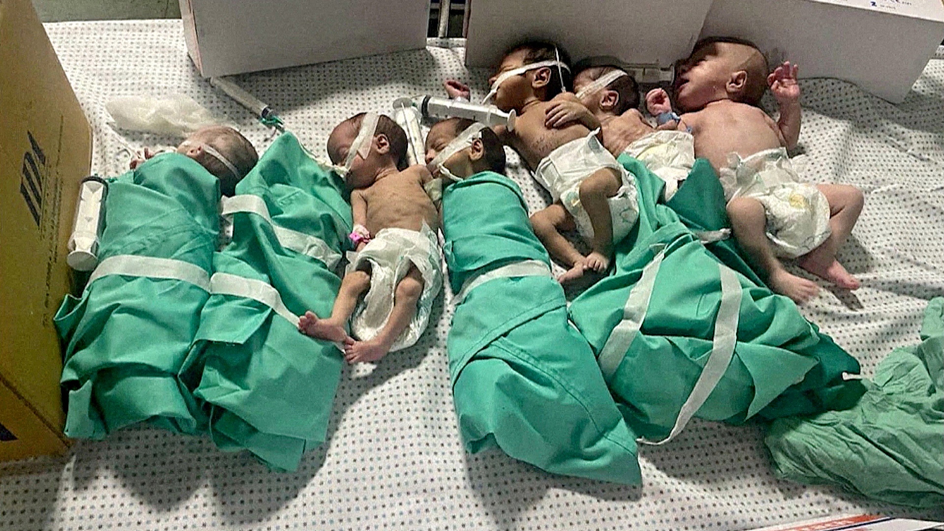 Израиль объявил, что готов эвакуировать младенцев из крупнейшей больницы Газы