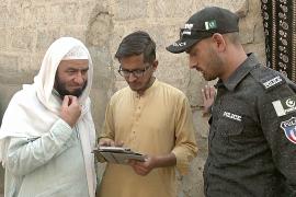 Рейды в поисках афганцев без документов продолжаются в Пакистане