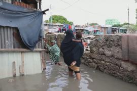 Около 100 человек погибли в Сомали из-за разрушительных наводнений