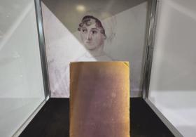 Редкую книгу из библиотеки Джейн Остин выставили на аукцион в Нью-Йорке