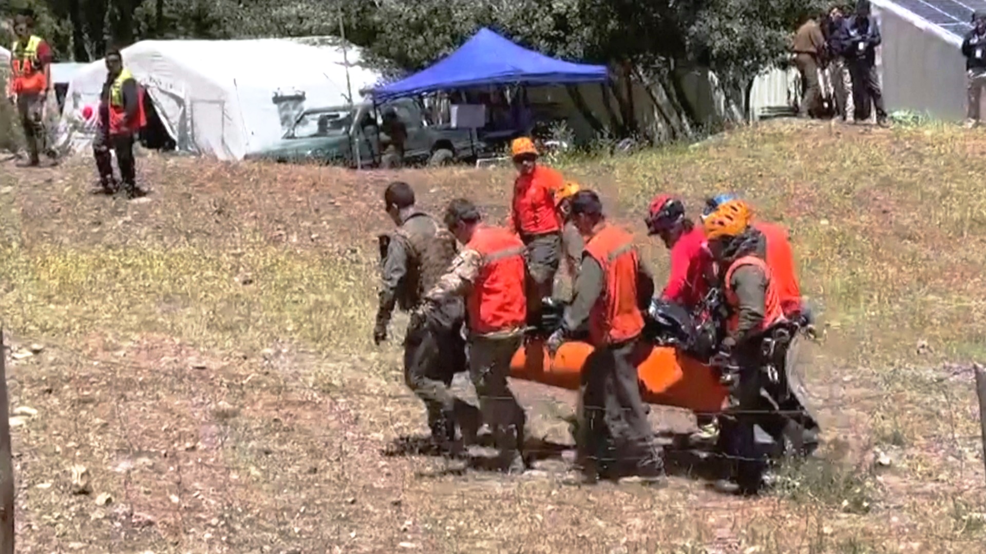 С горы в Чили достали тела трёх аргентинских альпинистов