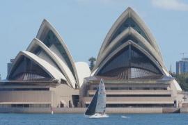 Австралия планирует вдвое сократить приток временных мигрантов