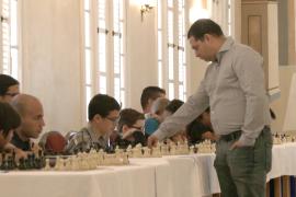 Кубинский гроссмейстер побил рекорд страны, сыграв 32 матча одновременно