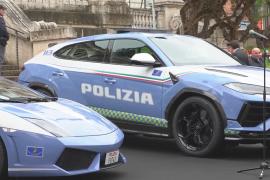 Драйверский кроссовер Lamborghini подарили итальянской полиции