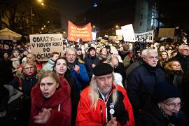Протесты против премьера Словакии стали масштабнее
