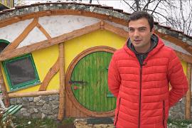 Отель хоббитов в Армении привлекает туристов со всего мира