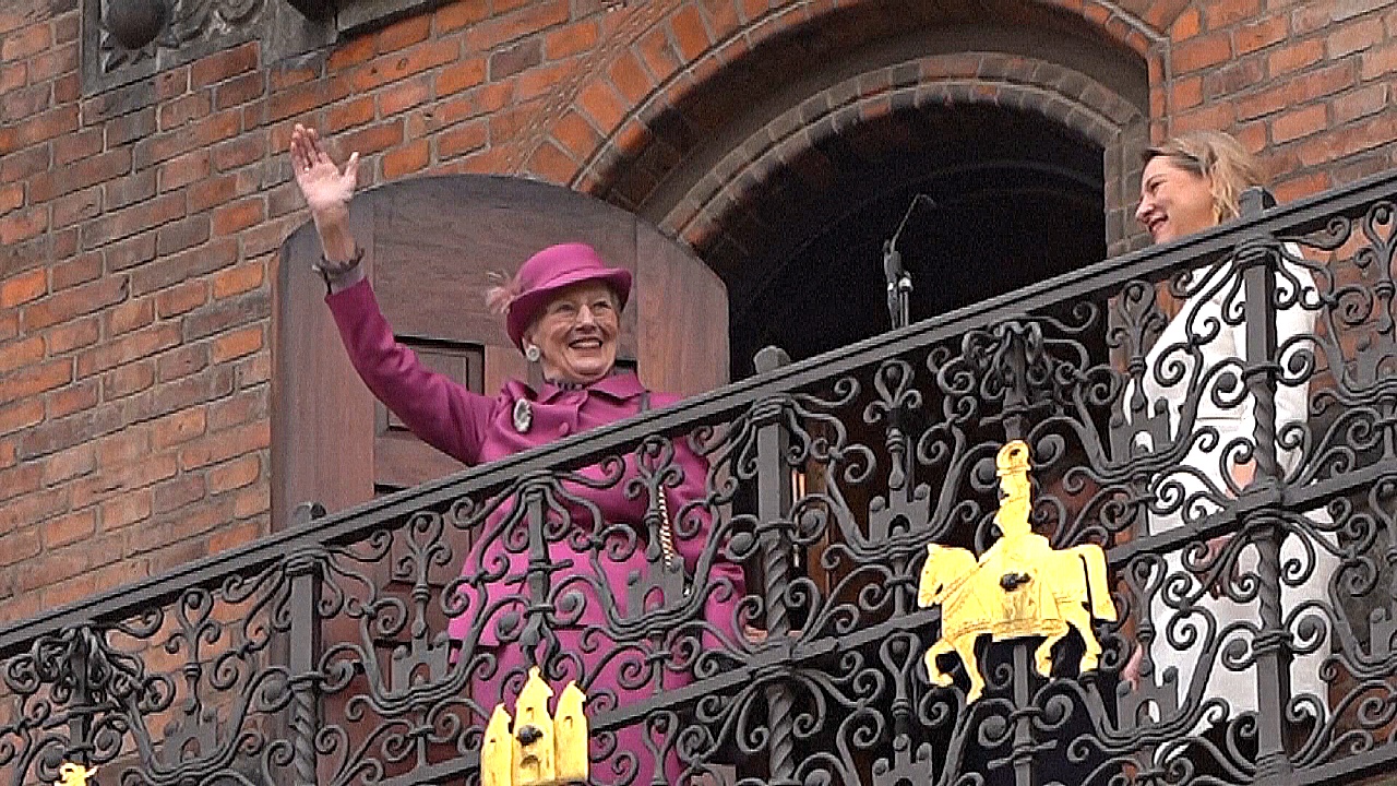 Королева Дании неожиданно объявила, что отречётся от престола