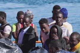 У Канарских островов за два дня спасли более 170 нелегальных мигрантов