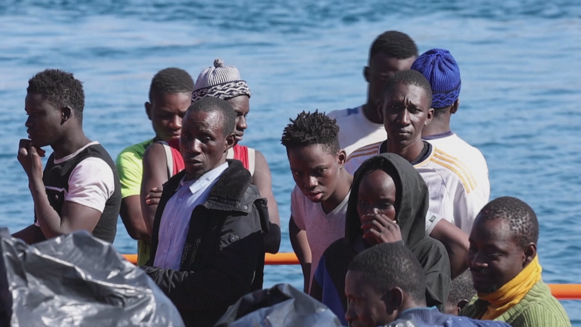 У Канарских островов за два дня спасли более 170 нелегальных мигрантов