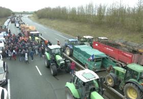 Во Франции в ходе протестов фермеров погибла женщина