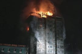 В Улан-Баторе в результате взрыва автоцистерны загорелась многоэтажка